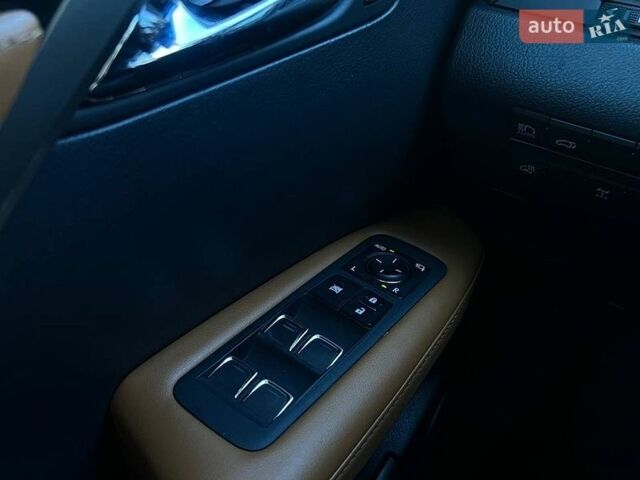 Черный Лексус РХ, объемом двигателя 2 л и пробегом 102 тыс. км за 38500 $, фото 17 на Automoto.ua
