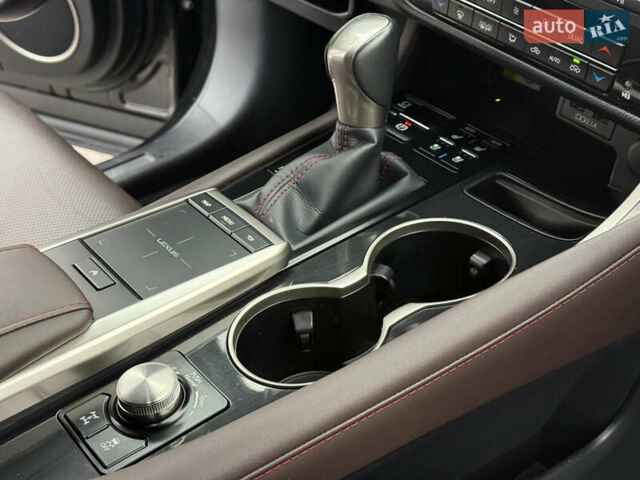 Черный Лексус РХ, объемом двигателя 3.46 л и пробегом 25 тыс. км за 50999 $, фото 33 на Automoto.ua