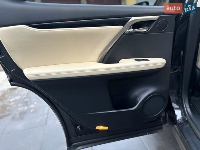 Черный Лексус РХ, объемом двигателя 2 л и пробегом 159 тыс. км за 38900 $, фото 16 на Automoto.ua