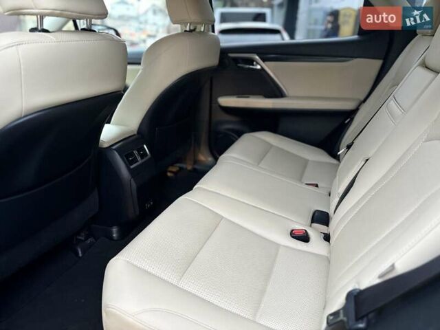 Черный Лексус РХ, объемом двигателя 2 л и пробегом 159 тыс. км за 38900 $, фото 17 на Automoto.ua