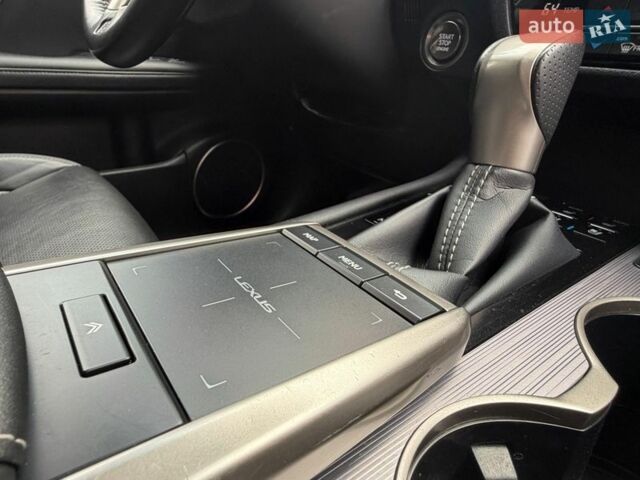 Черный Лексус РХ, объемом двигателя 3.46 л и пробегом 51 тыс. км за 42000 $, фото 43 на Automoto.ua