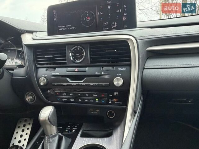 Черный Лексус РХ, объемом двигателя 3.46 л и пробегом 51 тыс. км за 42000 $, фото 37 на Automoto.ua