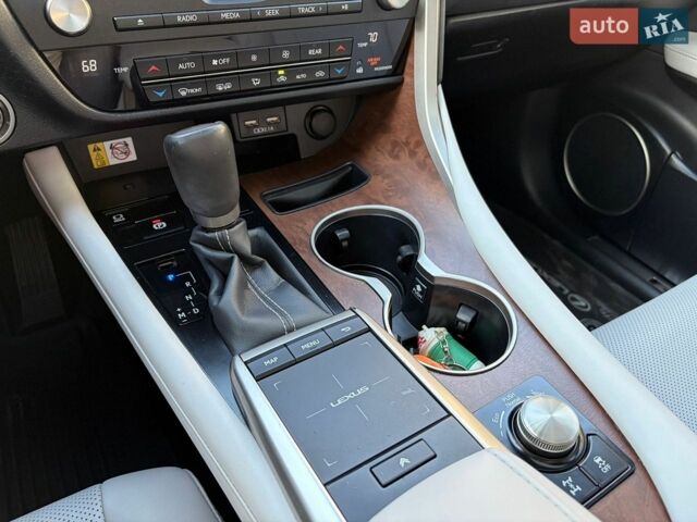 Черный Лексус РХ, объемом двигателя 3.46 л и пробегом 105 тыс. км за 38000 $, фото 20 на Automoto.ua