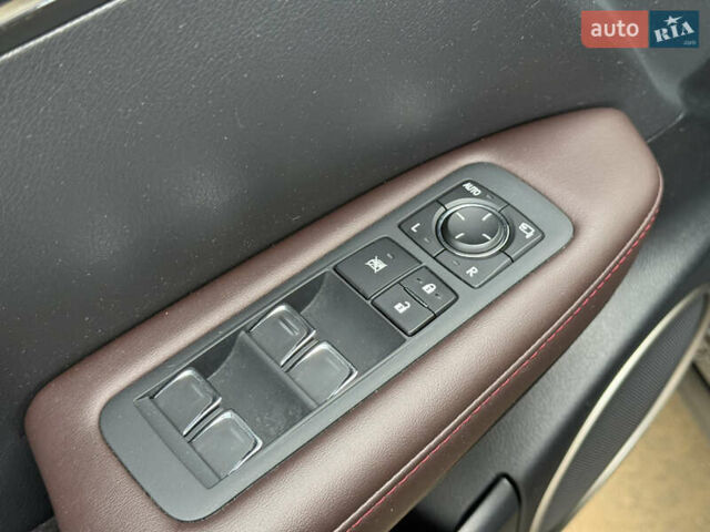 Черный Лексус РХ, объемом двигателя 3.46 л и пробегом 25 тыс. км за 50999 $, фото 71 на Automoto.ua