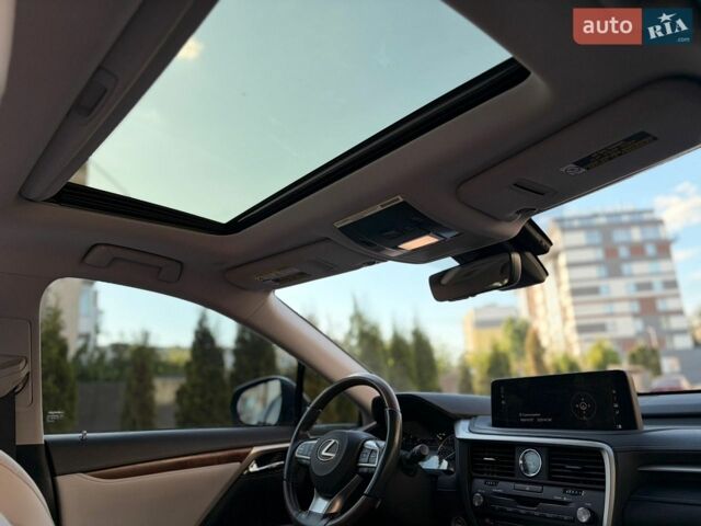 Черный Лексус РХ, объемом двигателя 3.46 л и пробегом 105 тыс. км за 38000 $, фото 37 на Automoto.ua