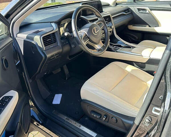 Черный Лексус РХ, объемом двигателя 2 л и пробегом 150 тыс. км за 39000 $, фото 3 на Automoto.ua