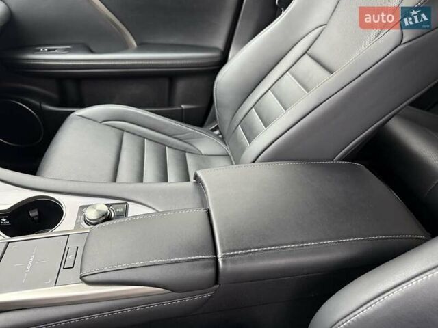 Чорний Лексус РХ, об'ємом двигуна 3.46 л та пробігом 47 тис. км за 44700 $, фото 82 на Automoto.ua