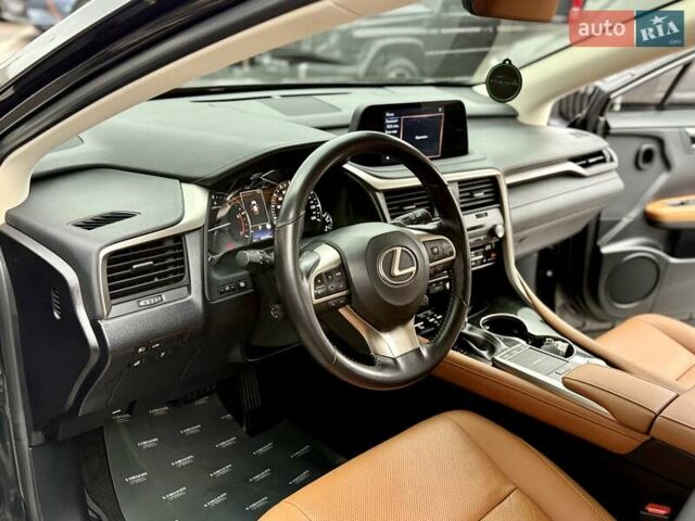 Черный Лексус РХ, объемом двигателя 2 л и пробегом 60 тыс. км за 46900 $, фото 31 на Automoto.ua