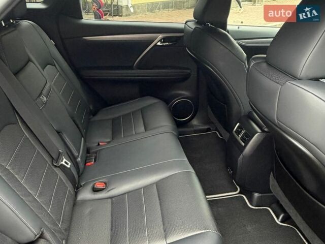 Черный Лексус РХ, объемом двигателя 3.46 л и пробегом 51 тыс. км за 42000 $, фото 72 на Automoto.ua
