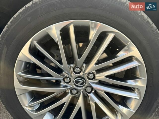 Черный Лексус РХ, объемом двигателя 3.5 л и пробегом 101 тыс. км за 49000 $, фото 24 на Automoto.ua