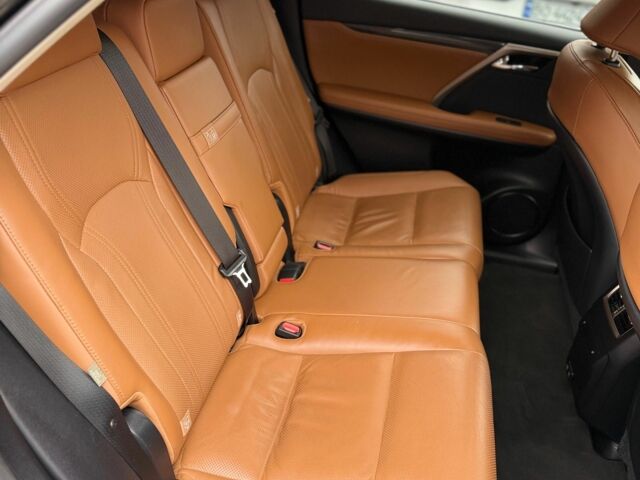 Чорний Лексус РХ, об'ємом двигуна 2 л та пробігом 51 тис. км за 50900 $, фото 10 на Automoto.ua