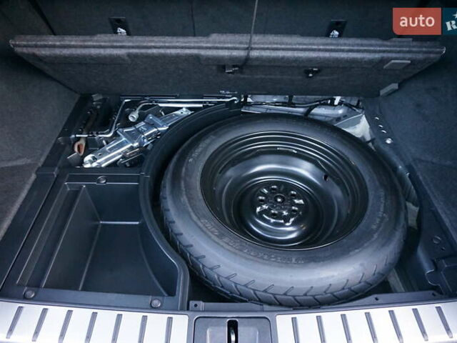 Черный Лексус РХ, объемом двигателя 3.46 л и пробегом 11 тыс. км за 54500 $, фото 42 на Automoto.ua