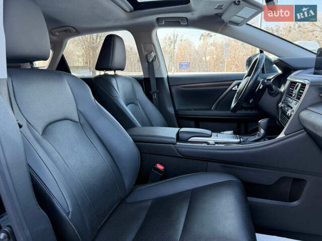 Черный Лексус РХ, объемом двигателя 3.46 л и пробегом 61 тыс. км за 49500 $, фото 8 на Automoto.ua