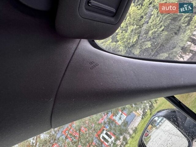 Черный Лексус РХ, объемом двигателя 2.4 л и пробегом 85 тыс. км за 59500 $, фото 52 на Automoto.ua