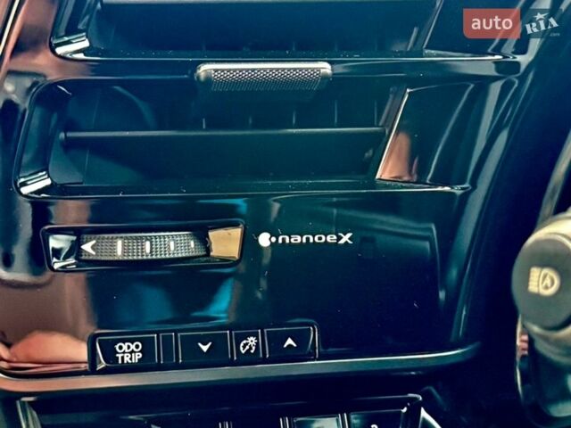 Черный Лексус РХ, объемом двигателя 2.4 л и пробегом 85 тыс. км за 59500 $, фото 55 на Automoto.ua