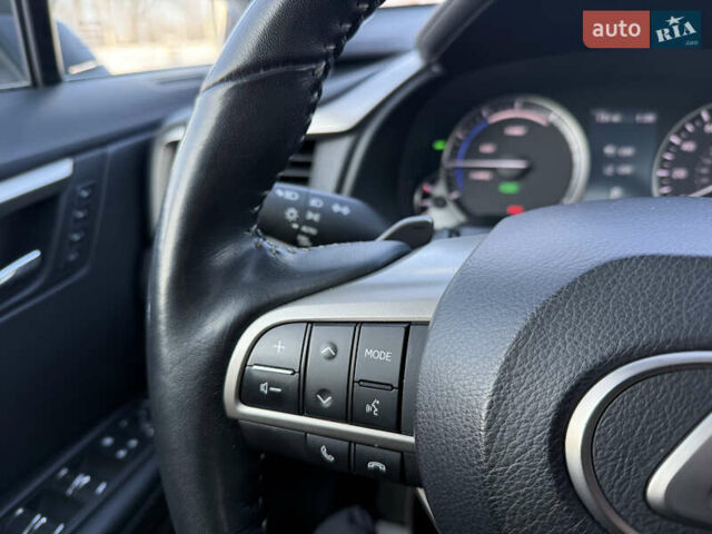 Черный Лексус РХ, объемом двигателя 3.46 л и пробегом 61 тыс. км за 51500 $, фото 23 на Automoto.ua