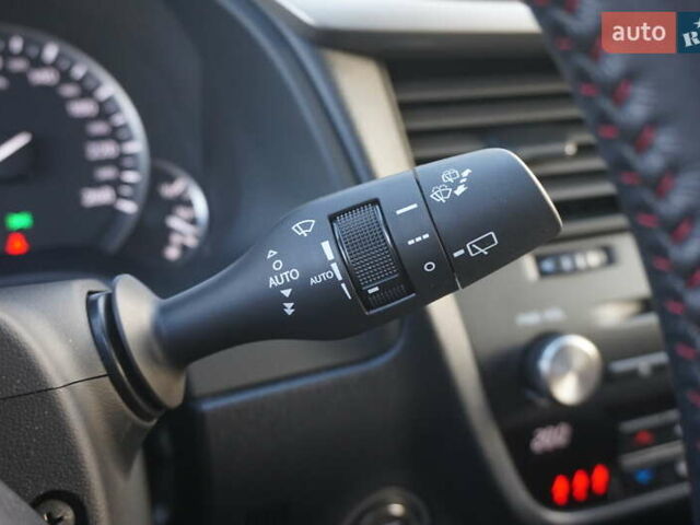 Черный Лексус РХ, объемом двигателя 3.46 л и пробегом 11 тыс. км за 54500 $, фото 50 на Automoto.ua