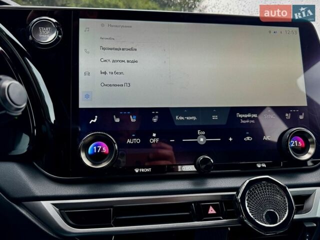 Черный Лексус РХ, объемом двигателя 2.4 л и пробегом 85 тыс. км за 59500 $, фото 100 на Automoto.ua