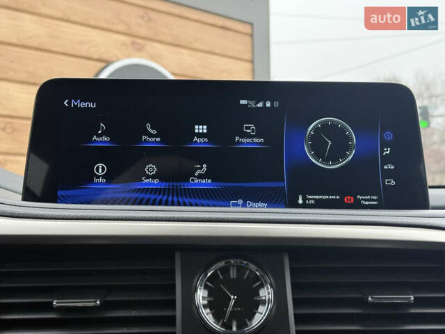 Черный Лексус РХ, объемом двигателя 3.46 л и пробегом 61 тыс. км за 53900 $, фото 18 на Automoto.ua