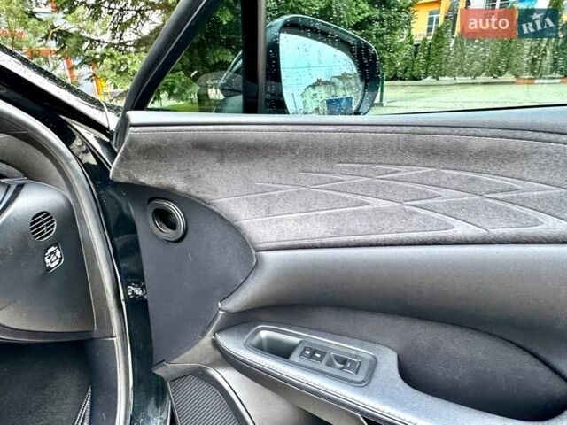 Черный Лексус РХ, объемом двигателя 2.4 л и пробегом 85 тыс. км за 59500 $, фото 58 на Automoto.ua