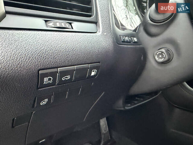 Чорний Лексус РХ, об'ємом двигуна 3.5 л та пробігом 70 тис. км за 46500 $, фото 22 на Automoto.ua