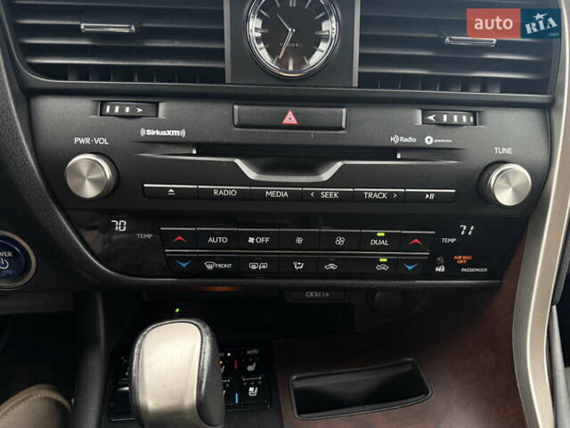 Черный Лексус РХ, объемом двигателя 3.46 л и пробегом 61 тыс. км за 53900 $, фото 21 на Automoto.ua