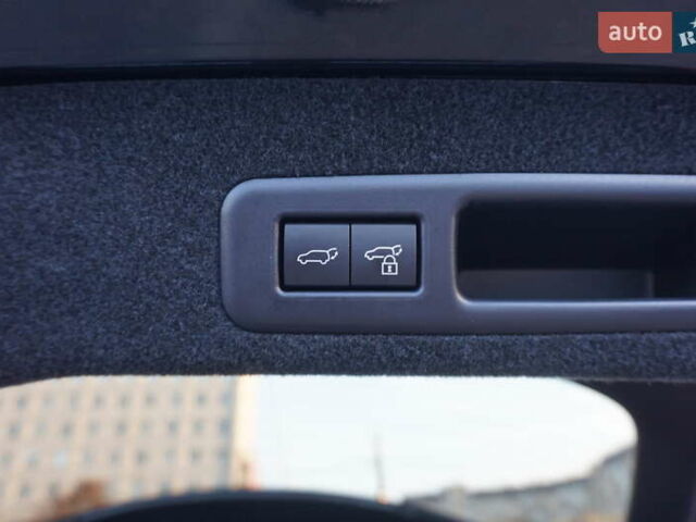 Черный Лексус РХ, объемом двигателя 3.46 л и пробегом 11 тыс. км за 54500 $, фото 43 на Automoto.ua