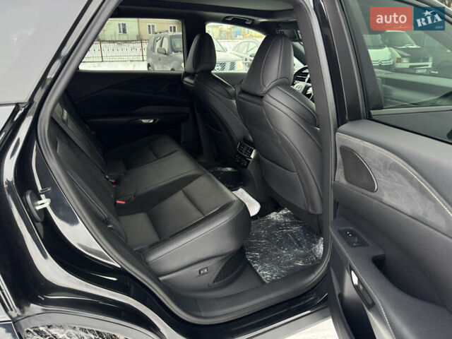 Чорний Лексус РХ, об'ємом двигуна 2.4 л та пробігом 100 тис. км за 63500 $, фото 19 на Automoto.ua
