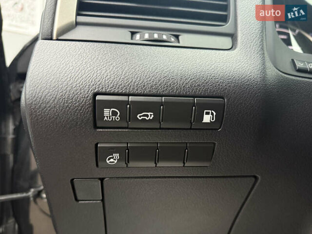 Черный Лексус РХ, объемом двигателя 3.46 л и пробегом 61 тыс. км за 53900 $, фото 35 на Automoto.ua