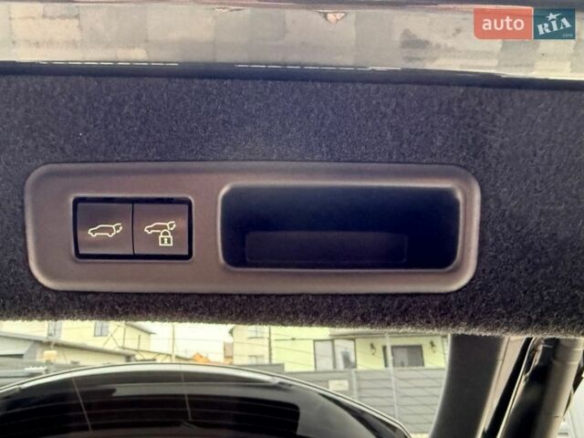 Чорний Лексус РХ, об'ємом двигуна 2 л та пробігом 51 тис. км за 53500 $, фото 23 на Automoto.ua