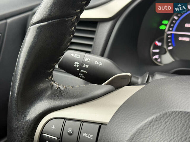 Черный Лексус РХ, объемом двигателя 3.46 л и пробегом 61 тыс. км за 53900 $, фото 27 на Automoto.ua