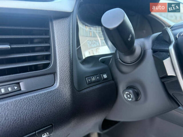 Черный Лексус РХ, объемом двигателя 3.46 л и пробегом 61 тыс. км за 49500 $, фото 31 на Automoto.ua