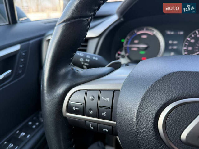 Черный Лексус РХ, объемом двигателя 3.46 л и пробегом 61 тыс. км за 49500 $, фото 25 на Automoto.ua