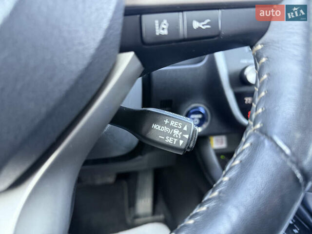 Черный Лексус РХ, объемом двигателя 3.46 л и пробегом 61 тыс. км за 51500 $, фото 25 на Automoto.ua