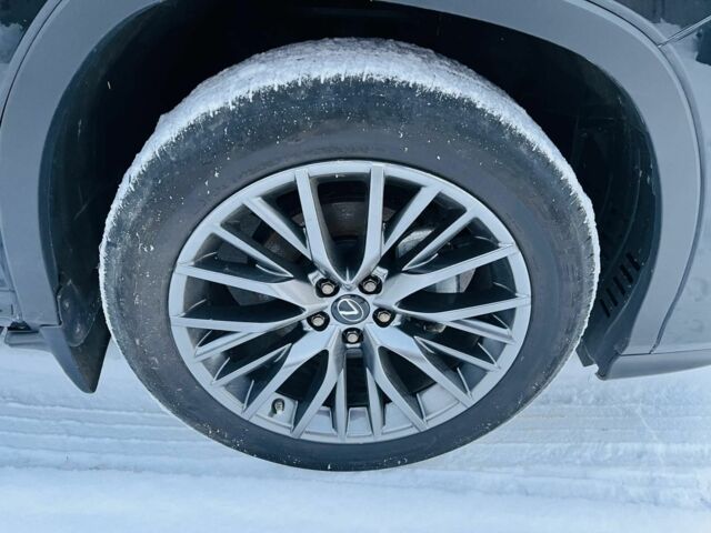 Черный Лексус РХ, объемом двигателя 2 л и пробегом 30 тыс. км за 22000 $, фото 12 на Automoto.ua