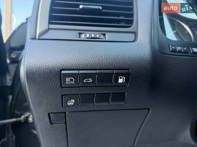 Черный Лексус РХ, объемом двигателя 3.46 л и пробегом 61 тыс. км за 49500 $, фото 28 на Automoto.ua