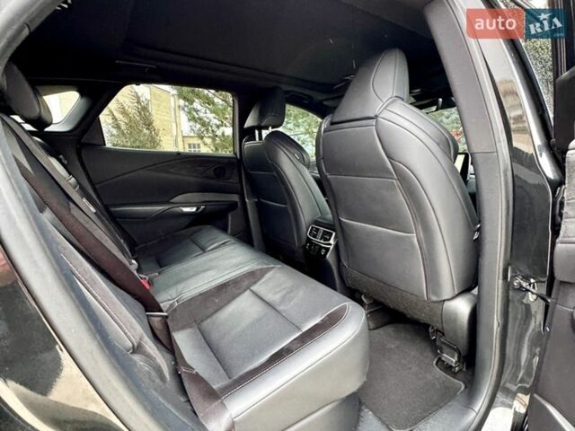 Черный Лексус РХ, объемом двигателя 2.4 л и пробегом 85 тыс. км за 59500 $, фото 72 на Automoto.ua