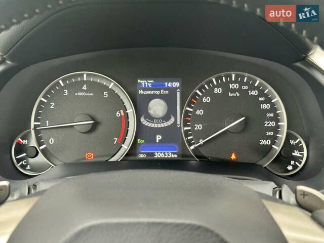 Черный Лексус РХ, объемом двигателя 2 л и пробегом 30 тыс. км за 50900 $, фото 12 на Automoto.ua