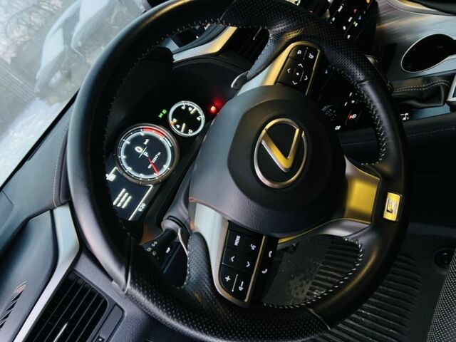 Черный Лексус РХ, объемом двигателя 2 л и пробегом 33 тыс. км за 22500 $, фото 3 на Automoto.ua