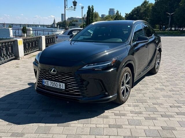 Чорний Лексус РХ, об'ємом двигуна 2.4 л та пробігом 36 тис. км за 57000 $, фото 1 на Automoto.ua