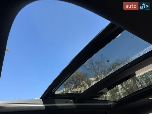 Чорний Лексус РХ, об'ємом двигуна 2.49 л та пробігом 12 тис. км за 75000 $, фото 28 на Automoto.ua