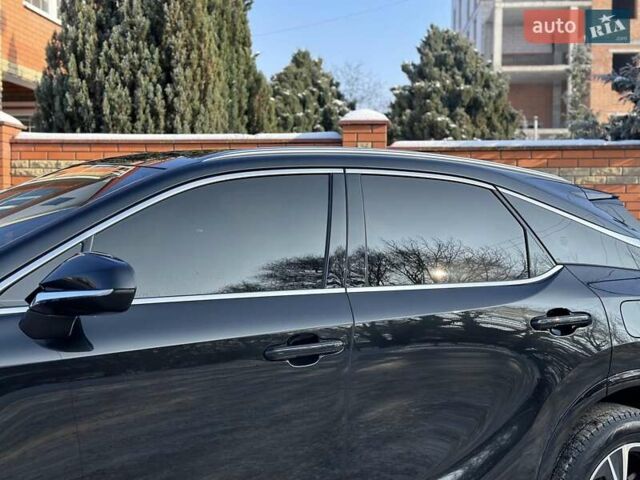 Чорний Лексус РХ, об'ємом двигуна 2.4 л та пробігом 20 тис. км за 54990 $, фото 8 на Automoto.ua