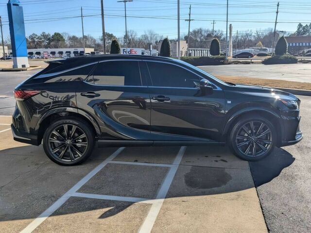 Лексус РХ 2023 у Львові на Automoto.ua Чорний Лексус РХ, об'ємом двигуна 2.4 л та пробігом 24 тис. км за 28992 $, фото 6 на Automoto.ua