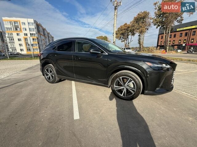 Черный Лексус РХ, объемом двигателя 2.39 л и пробегом 38 тыс. км за 48500 $, фото 4 на Automoto.ua
