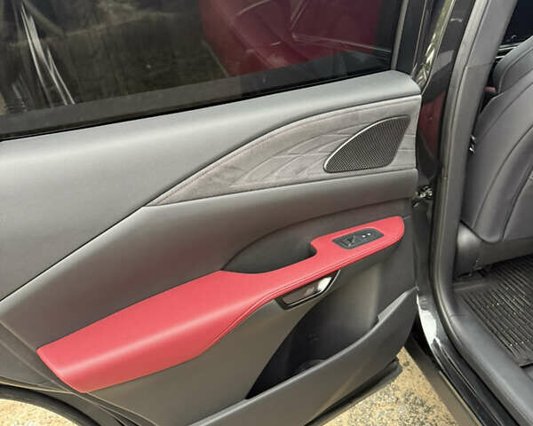 Чорний Лексус РХ, об'ємом двигуна 2.39 л та пробігом 33 тис. км за 60000 $, фото 15 на Automoto.ua