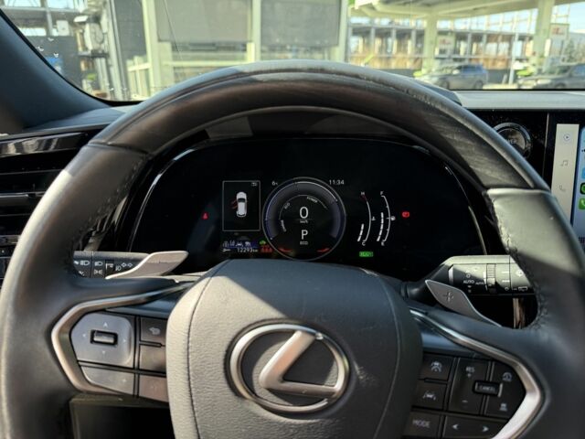 Черный Лексус РХ, объемом двигателя 2.5 л и пробегом 12 тыс. км за 75000 $, фото 11 на Automoto.ua