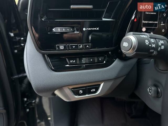 Чорний Лексус РХ, об'ємом двигуна 2.39 л та пробігом 25 тис. км за 69700 $, фото 64 на Automoto.ua