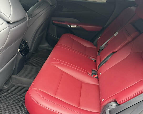 Чорний Лексус РХ, об'ємом двигуна 2.39 л та пробігом 33 тис. км за 60000 $, фото 16 на Automoto.ua