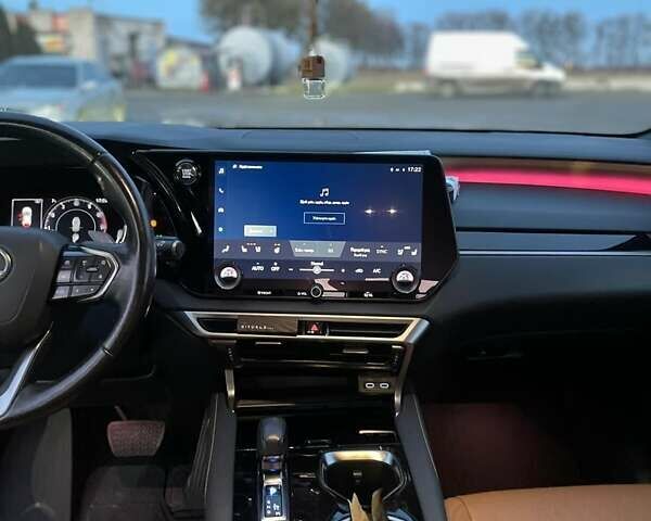 Черный Лексус РХ, объемом двигателя 2.39 л и пробегом 55 тыс. км за 69000 $, фото 2 на Automoto.ua