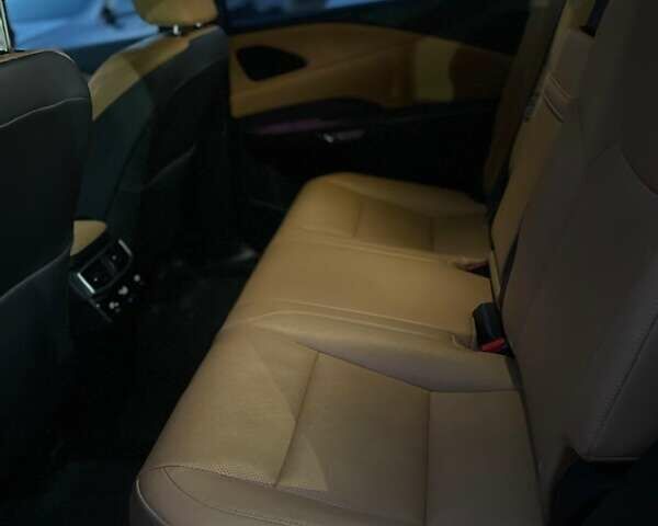 Черный Лексус РХ, объемом двигателя 2.39 л и пробегом 55 тыс. км за 69000 $, фото 10 на Automoto.ua